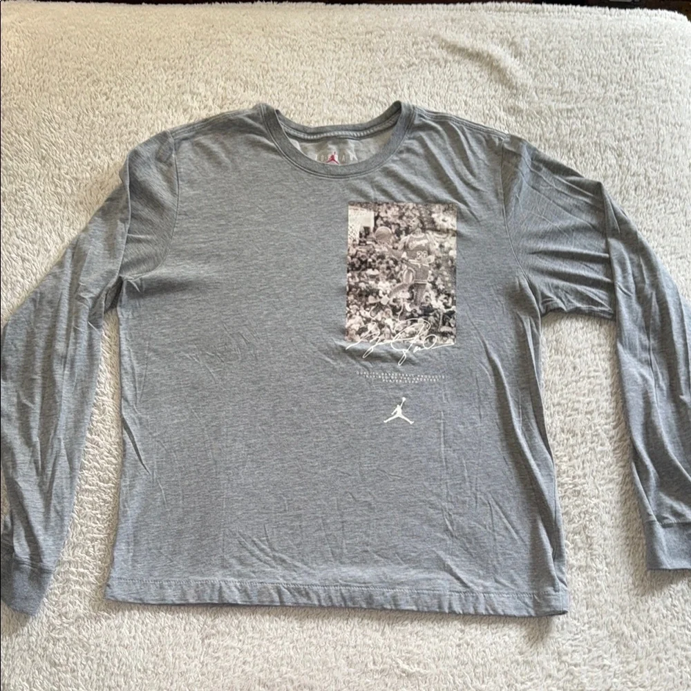 👕 EUC Nike Air Jordan Dri-FIT Long Sleeve Shirt – Gray, Size Large